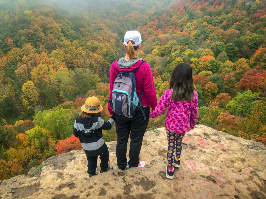 hiking at dundas peak #adventureparenting #getoutside
