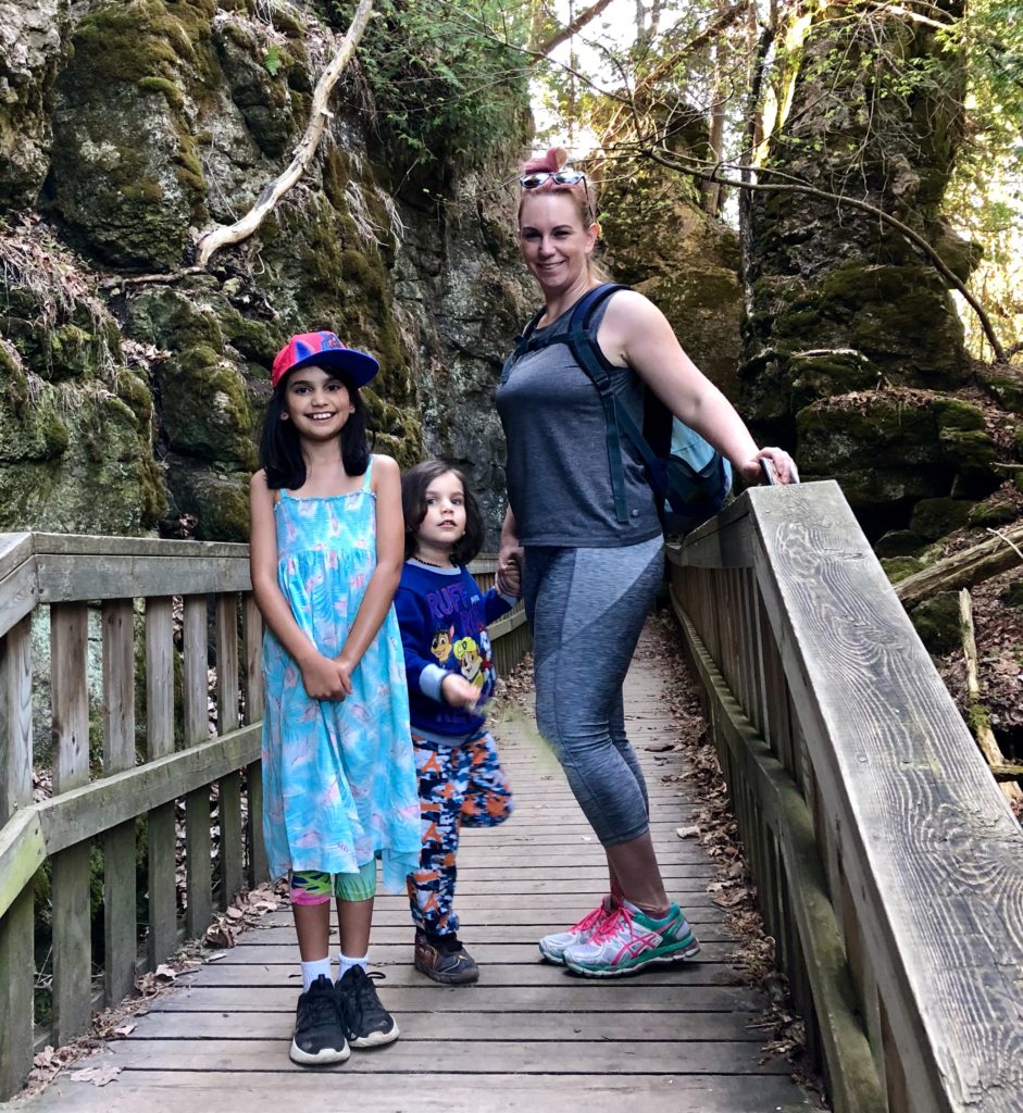 Mono Cliffs Provincial Park, mother's day hike #discoverON #exploremore #monocliffs #provincial park #getoutside #liveoutdoors #ontarioparks #welivetoexplore #familytravelblogger #hikingwithkids #kidswhohike #hikingmom