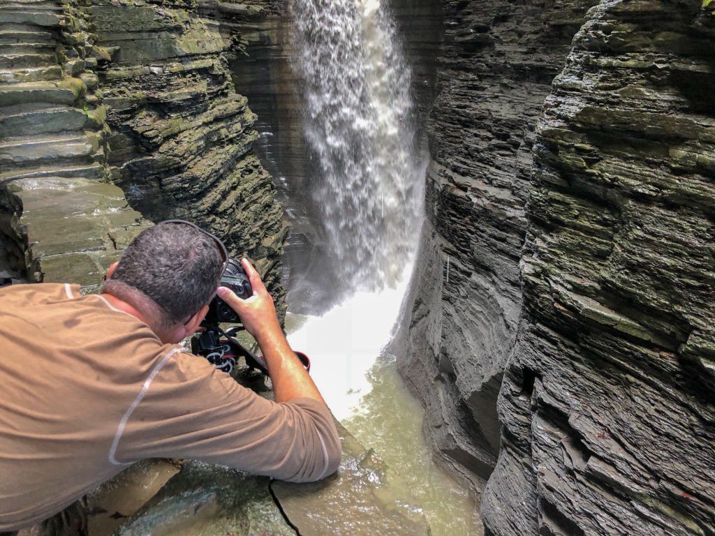 Watkins Glen State Park, New York, Gorge Trail #chasingwaterfalls #momswhohike #friendswhohike #hikingday #waitwhatseries #waterfallchasers #myFLXtbex #watkinsglenstatepark #watkinsglengorgetrail #watkinsglengorge #upstateNY #fingerlakes #watkinsglen #racinghistory #upstatenewyork #iloveny #hikingmom #hikingadventures #womenwhohike #girlswhohike #sheexplores #empirestateofmind #empirestate #sheadventures #liveyouradventure #wildnewyork #hikeNewYork #wanderingwagars