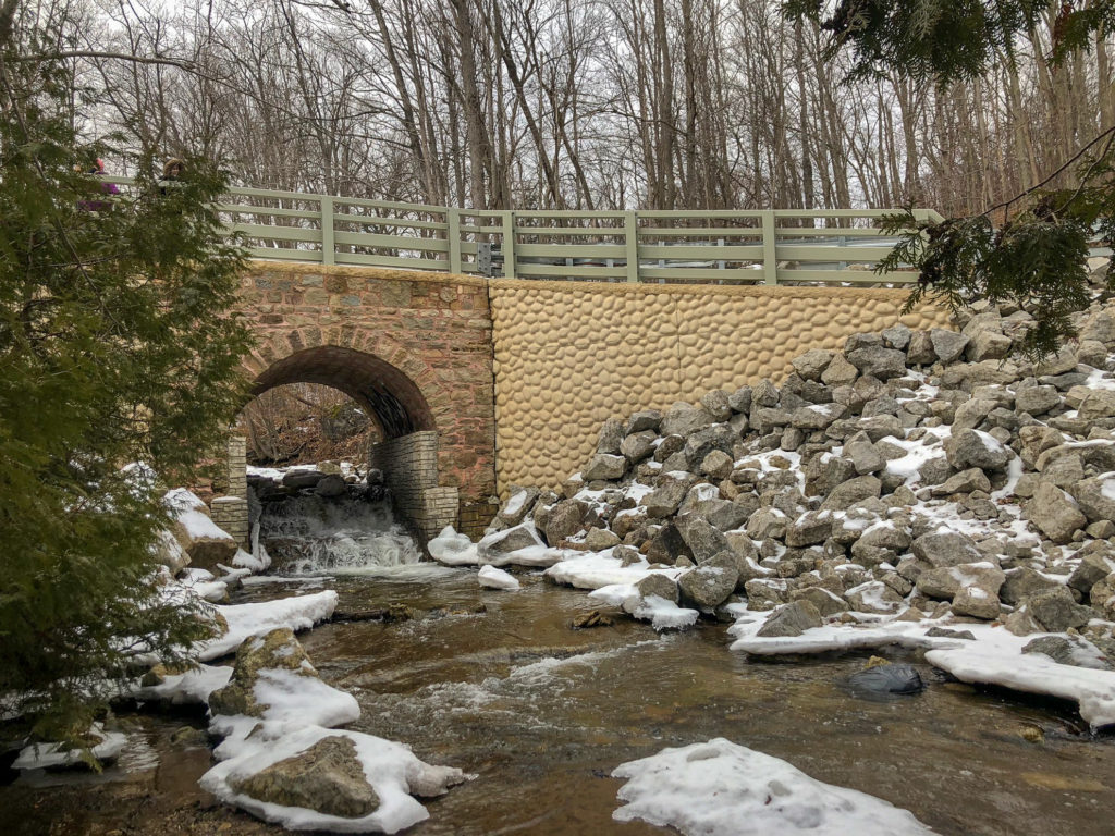 Old Bridge and Frozen Waterfall on hike in Silvercreek Conservation Area #silvercreekconservationarea #brucetrail #womenwhoexplore #womenwhoexploreontario #discoveron  #ontarioforyou  #girloutdoor #girlsthatwander  #hikingculture #gogalavanting  #girlswhohike #explorecanada