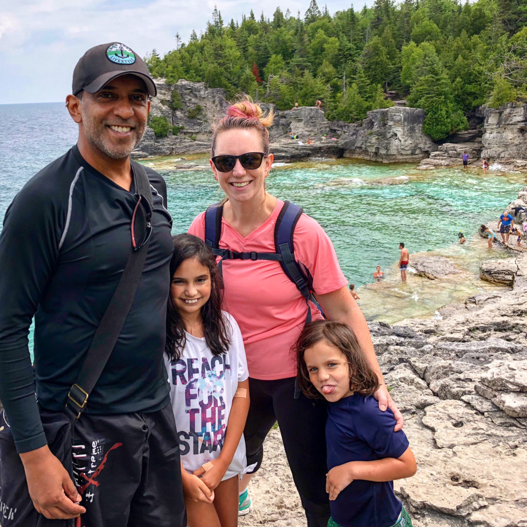 Family on the trail to the grotto at Bruce Peninsula National Park #grotto #brucepeninsula #familyhike #thegrotto #tobermorygrotto