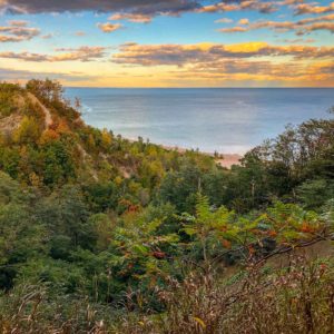 View from Scarborough Bluffs, Toronto Ontario. Unique places to explore in Ontario #autumncolours #fallfoliage #curiocitytoronto #visualizetoronto #scarboroughbluffs #scarborough #scarboroughontario #torontoviews #canadiancreatives #imagesofcanada #viewsfordays #cliffside #exploreontario