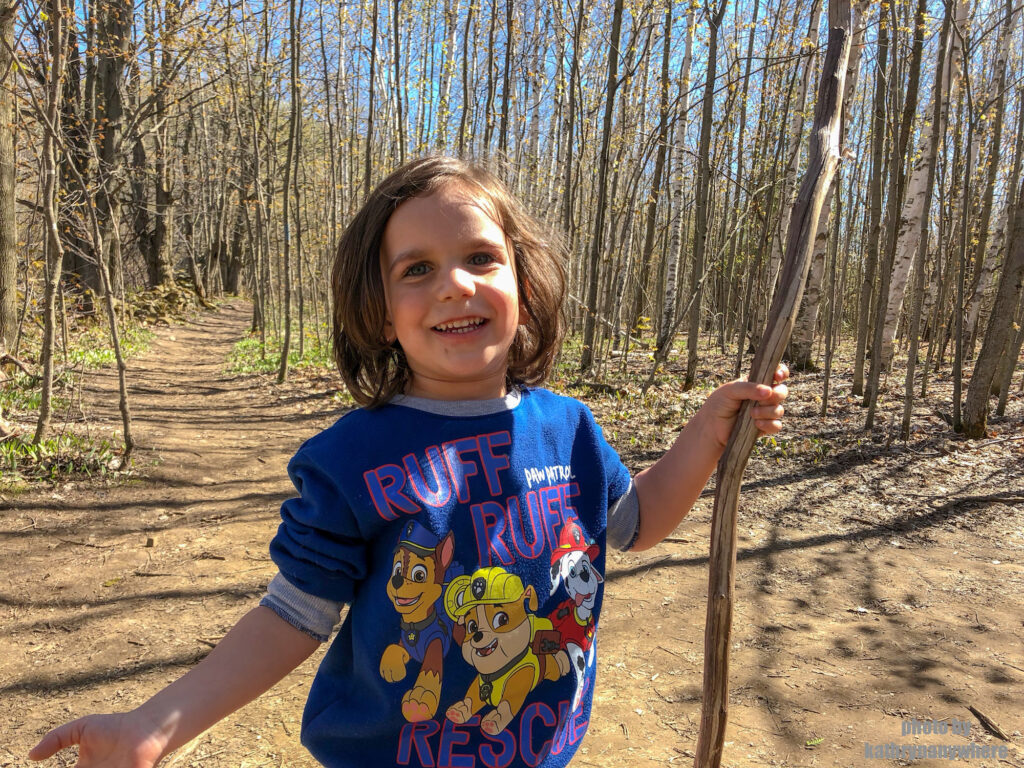 happy boy at mono cliffs provincial park