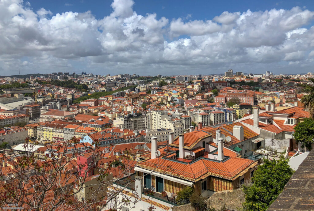 What a view of Lisbon from the Castelo Sao Jorge 