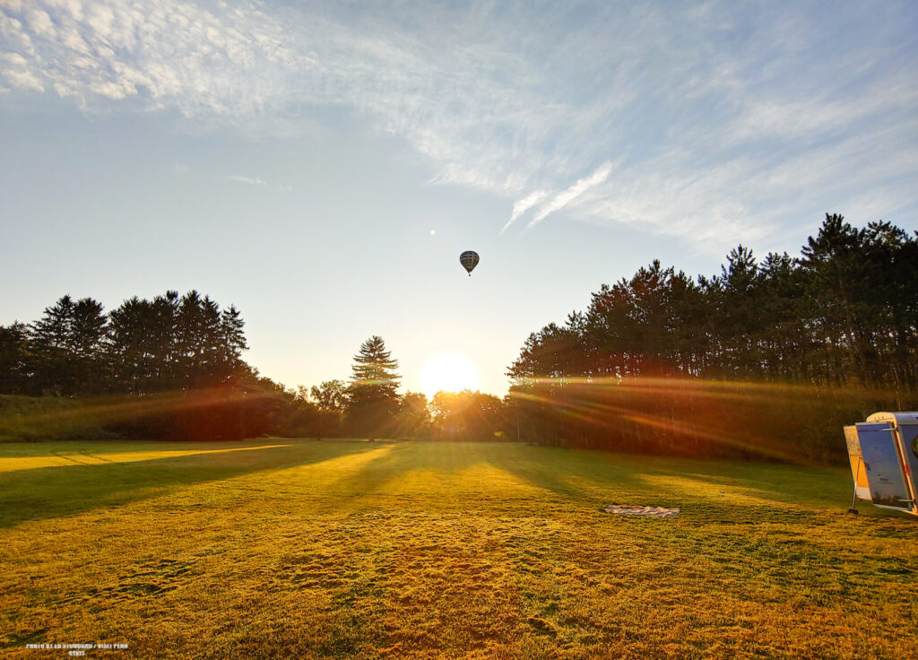 Sunrise air balloon ride family vacation in State College, PA. Photo by Ed Stoddard / Visit Penn State / State College / Communications Director Central PA Convention & Visitors Bureau www.visitpennstate.org