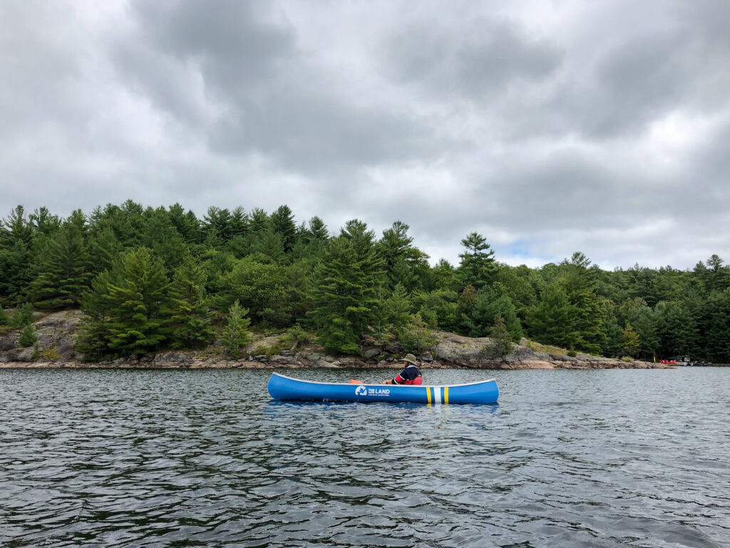 GUIDE, NOAH KORNE PADDLING THE SERPENTINE LOOP