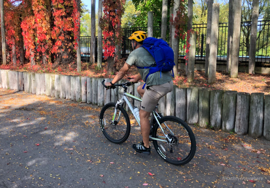 Cycling Around Toronto Islands in Autumn