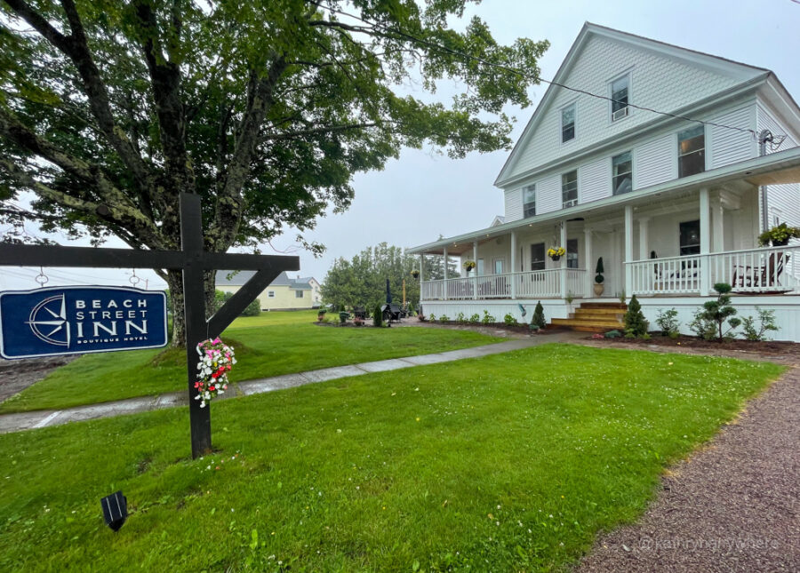 St. Martin Beach Street Inn exterior