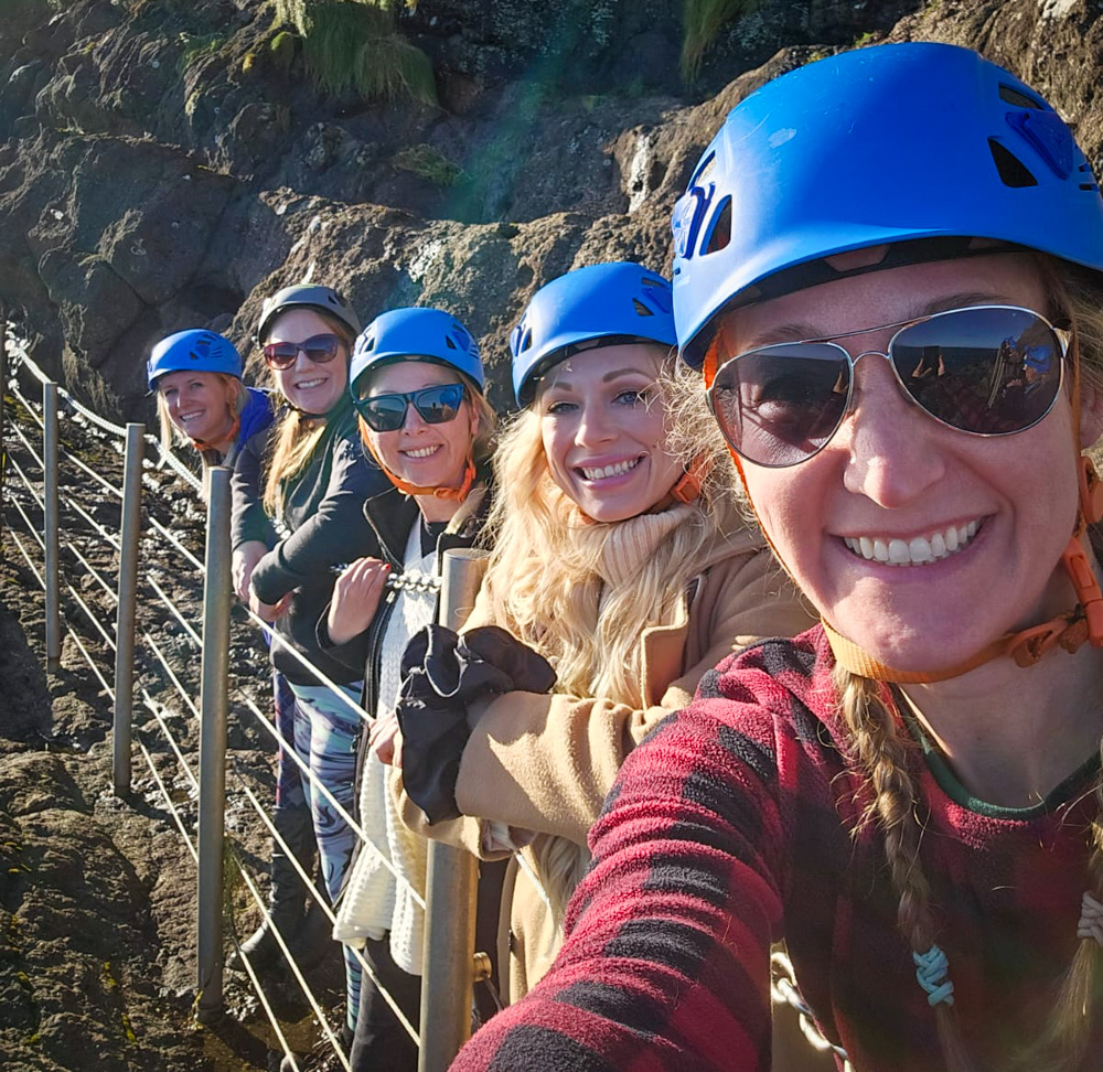 Northern Ireland Road trip girl friends at the Gobbins hike, selfie by Nadine