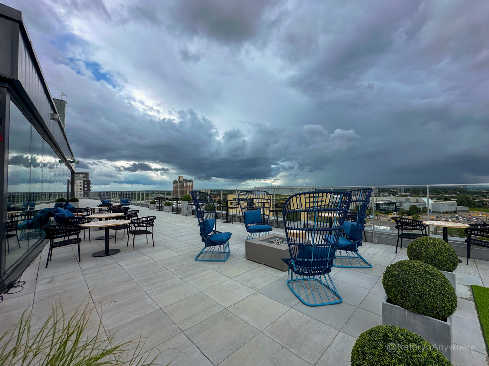 Courtyard by Marriot Terrace on 10th floor Laval