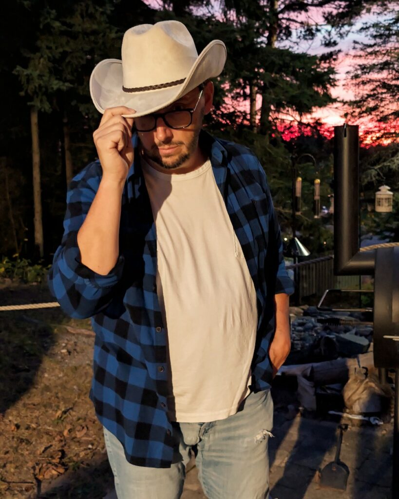 Eric Novak at Trail Hub Country Night