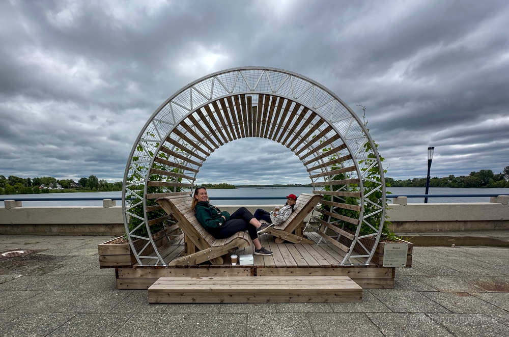Things to do in Rouyn-Noranda, visit the waterfront sitting area