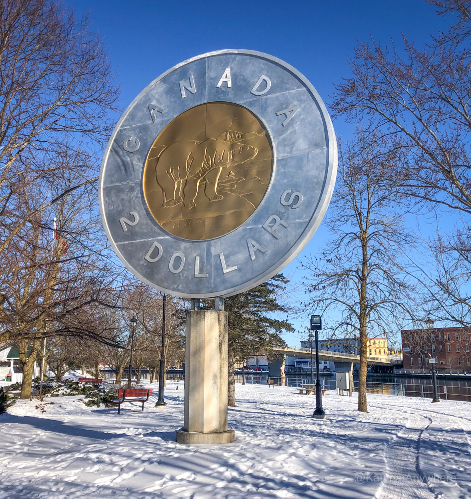 The toonie statue in Campbellford is a place you must visit for the iconic shot. Add this to your list of things to do in Campbellford.
